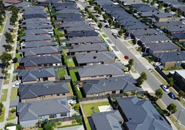 Melbourne land buyers switch focus to smaller lots
